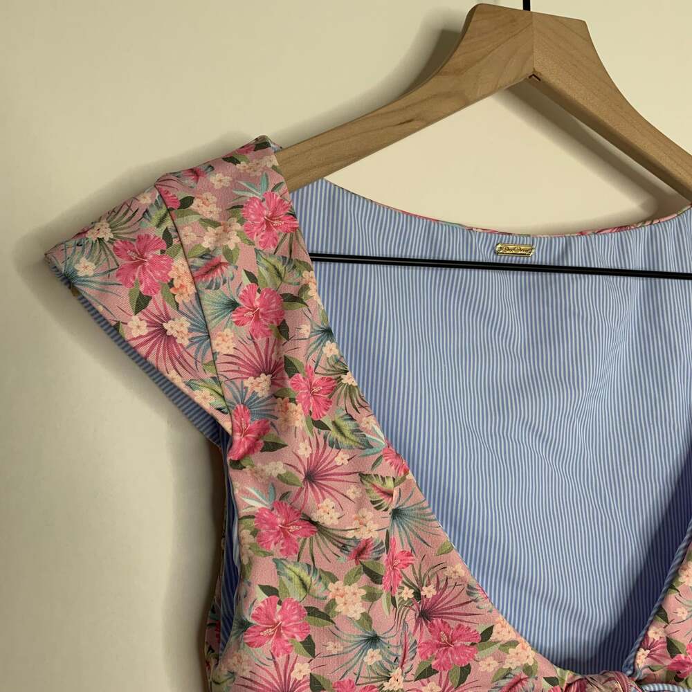 Beach Bunny Floral Tie-Front Reversible Swim Top Pink Floral Blue Stripe New XL - Picture 9 of 13